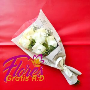 Ramo Rosas Blancas RB6